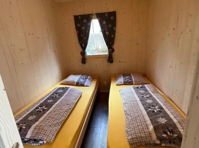 Miralago In Cavresc, Via Dal Cavresc 1, 7746 Le Prese-poschiavo Vakantiehuis *